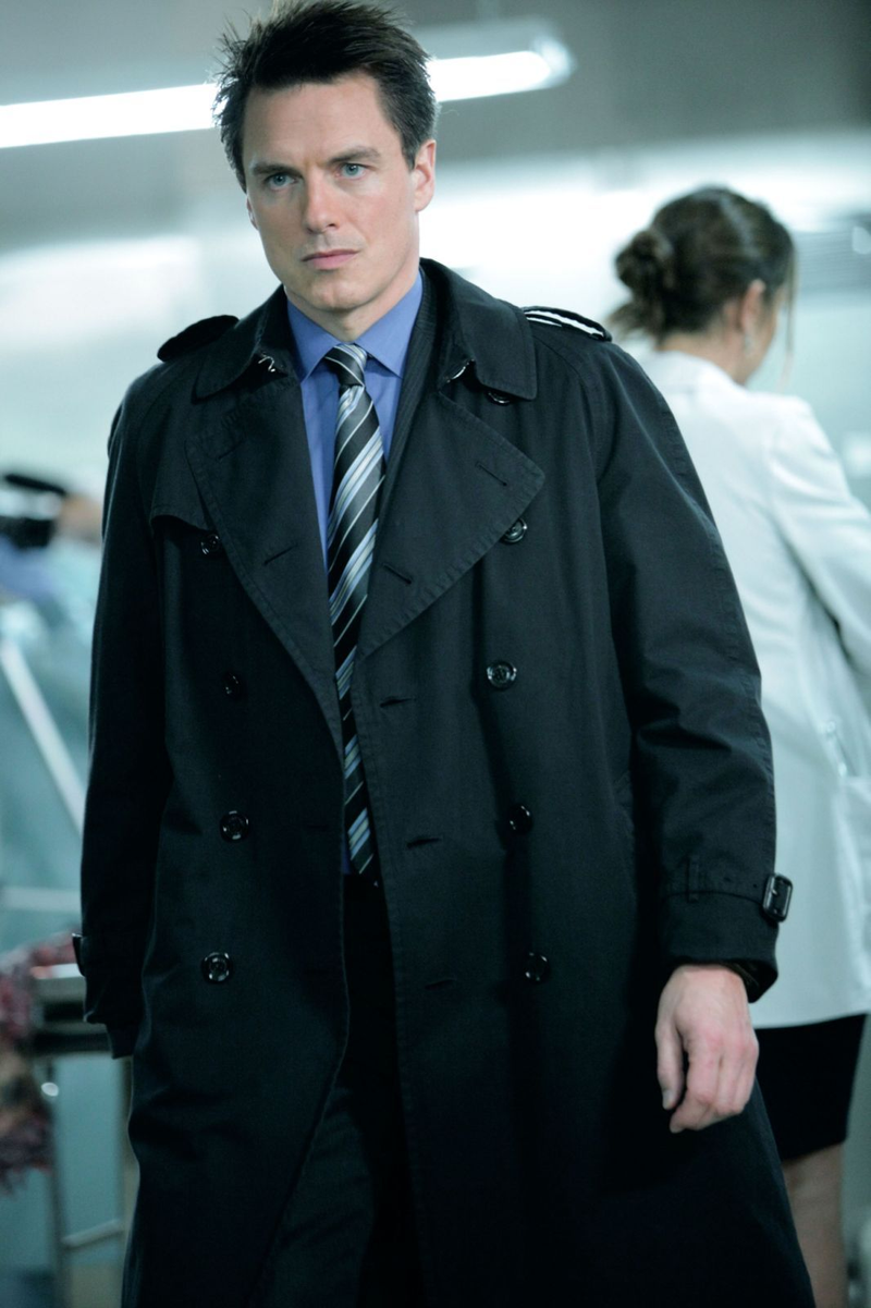 Illustration for article titled Torchwood Miracle Day Cast Pictures